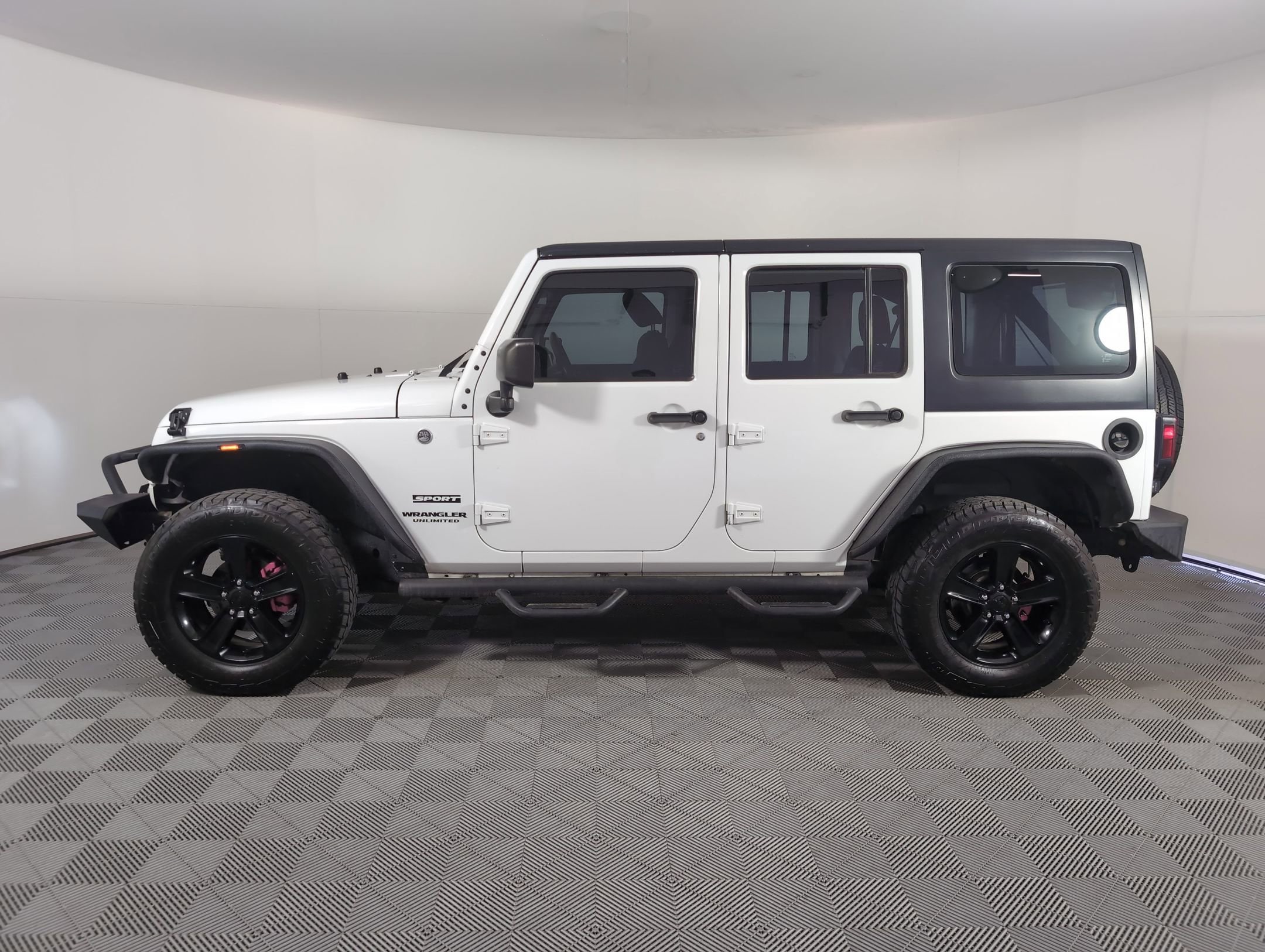 Used 2016 Jeep Wrangler Unlimited Sport with VIN 1C4BJWDG1GL305502 for sale in Baytown, TX