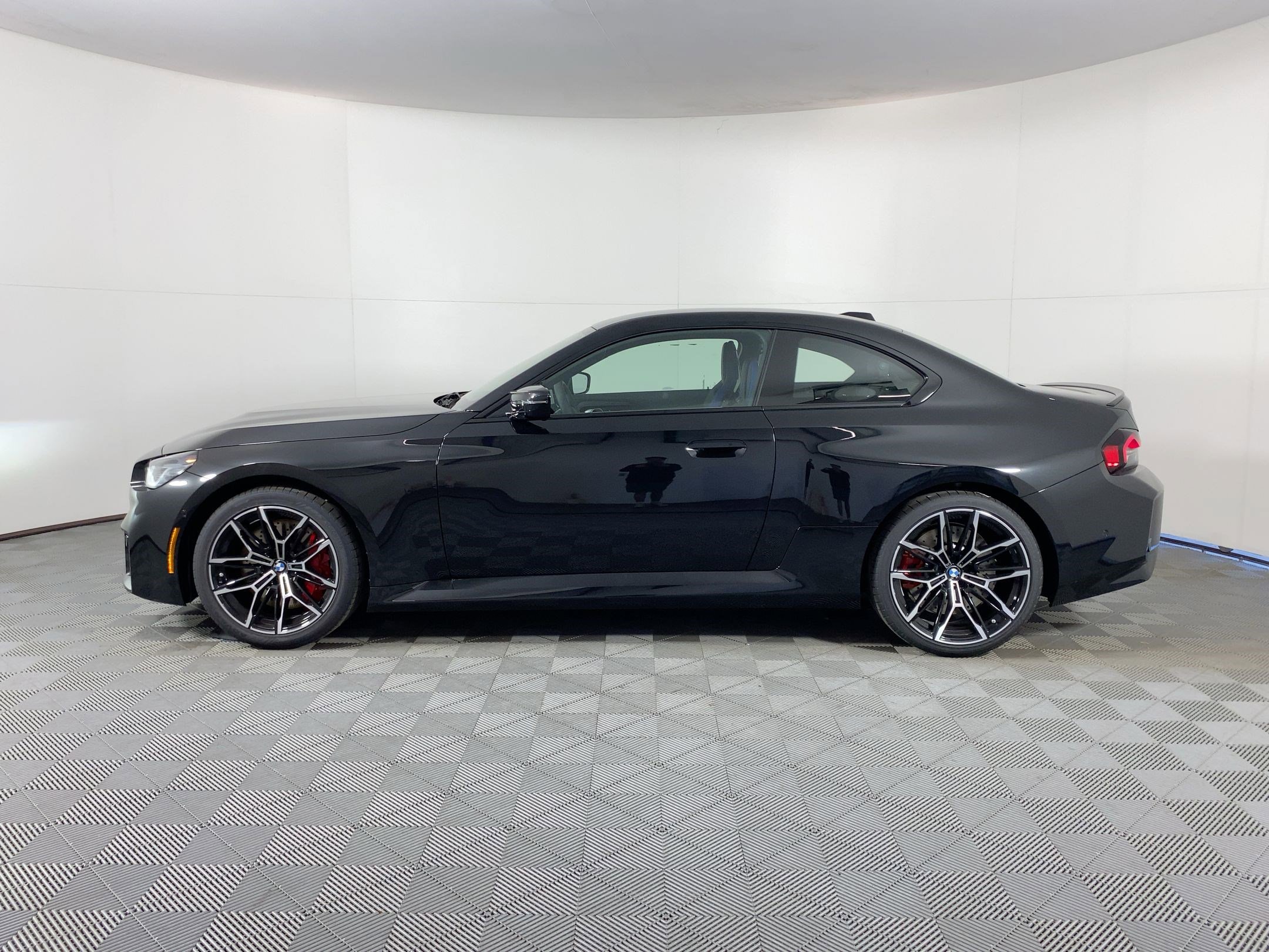 2026 Bmw M2 Coupe photo 2