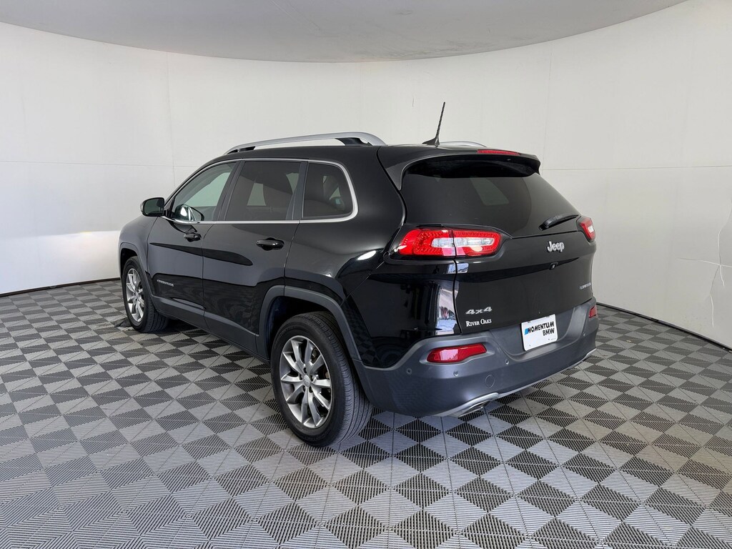 Used 2018 Jeep Cherokee Limited 4x4 SUV