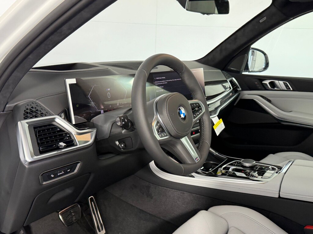 New 2026 BMW X7 xDrive40i SUV