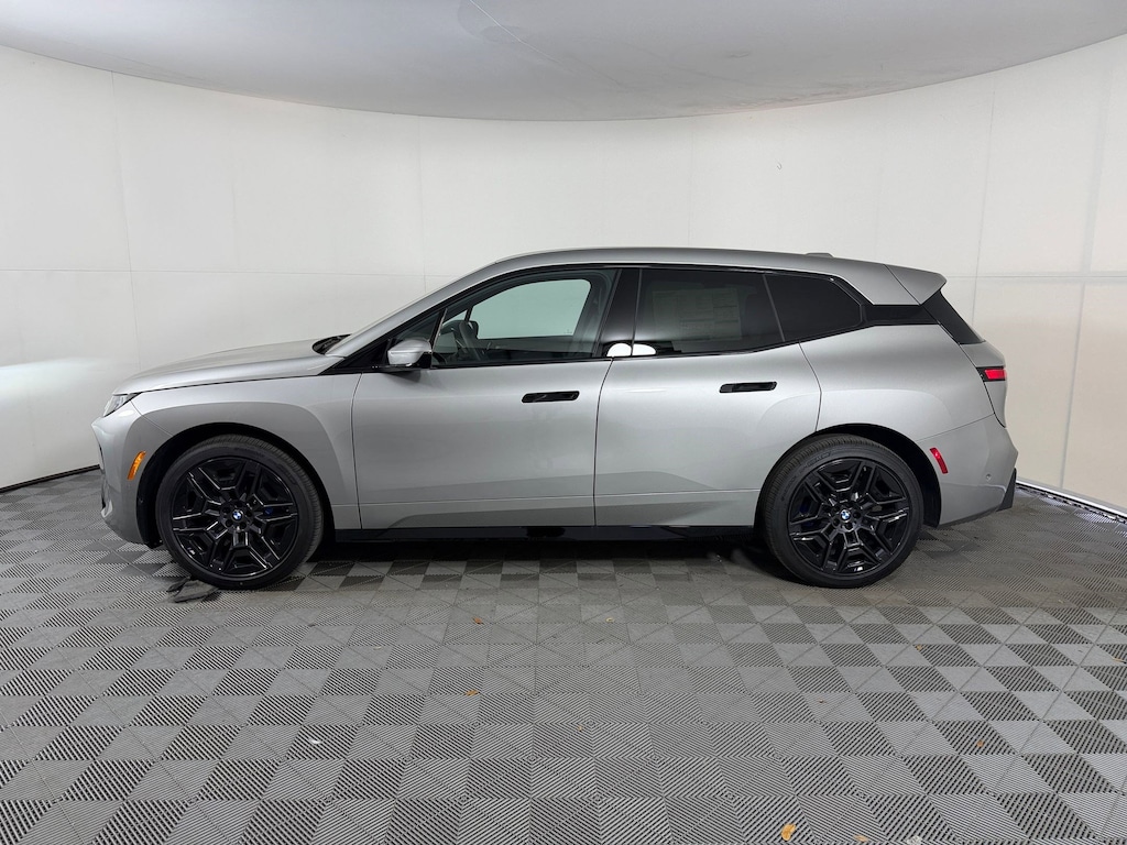 New 2026 BMW iX xDrive45 SUV