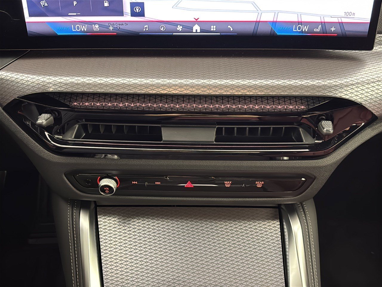 2026 BMW 4 Series M440i - Photo 22