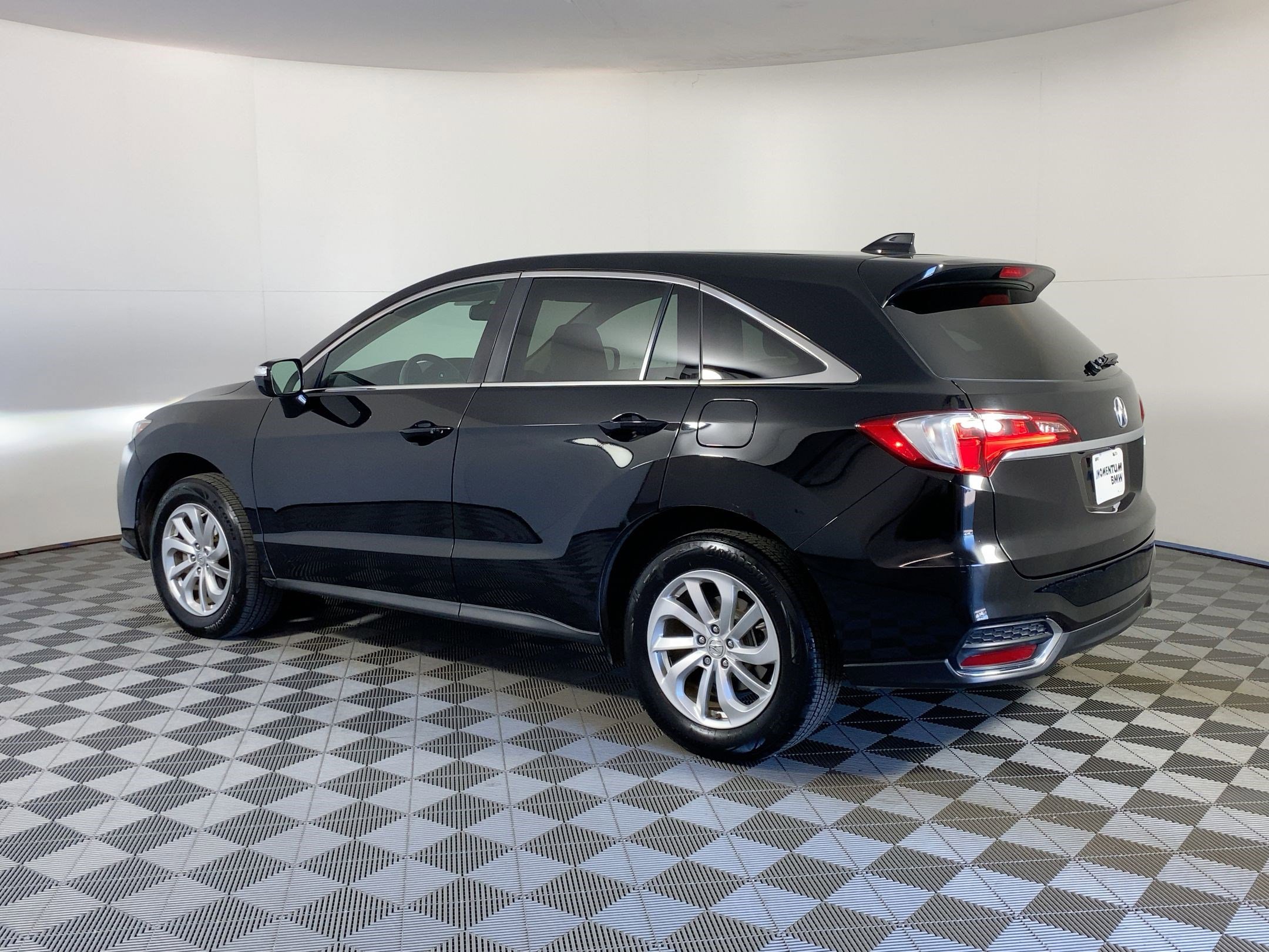 2016 Acura RDX Base Technology photo 3