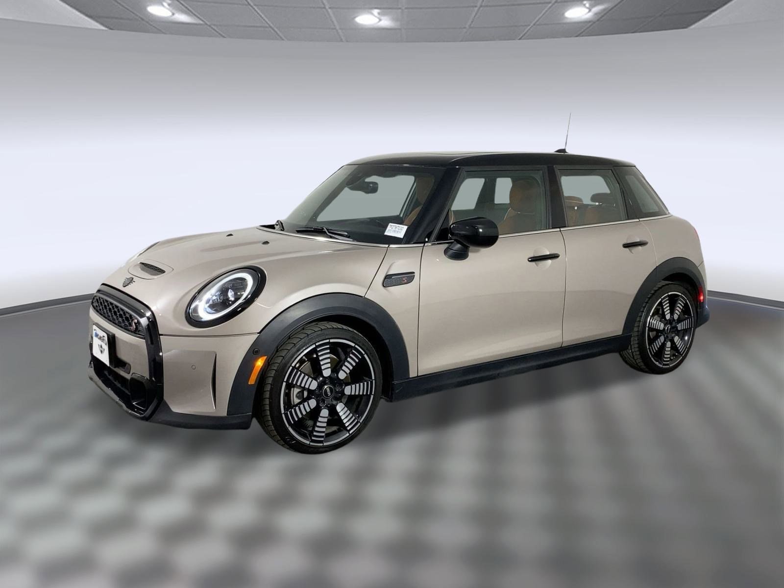 2023 MINI Hardtop 4 Door S's photo