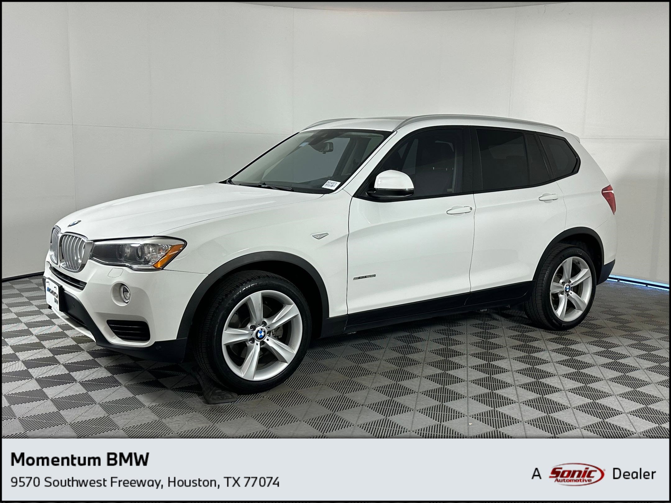 2017 BMW X3 sDrive28i's photo