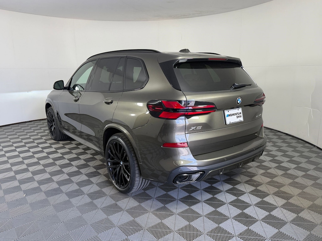 New 2026 BMW X5 sDrive40i SUV