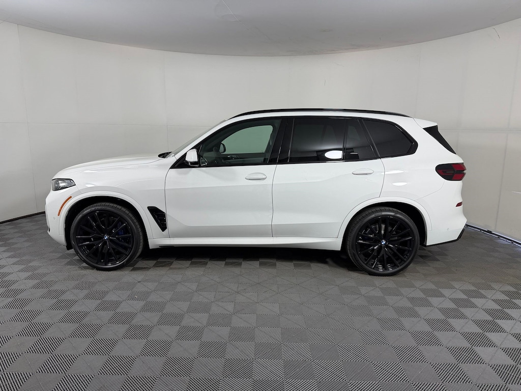 New 2026 BMW X5 sDrive40i SUV