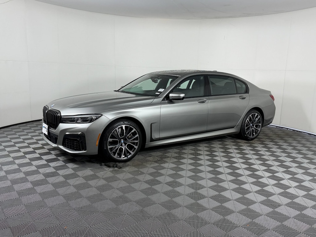 Used 2022 BMW 750i xDrive Sedan