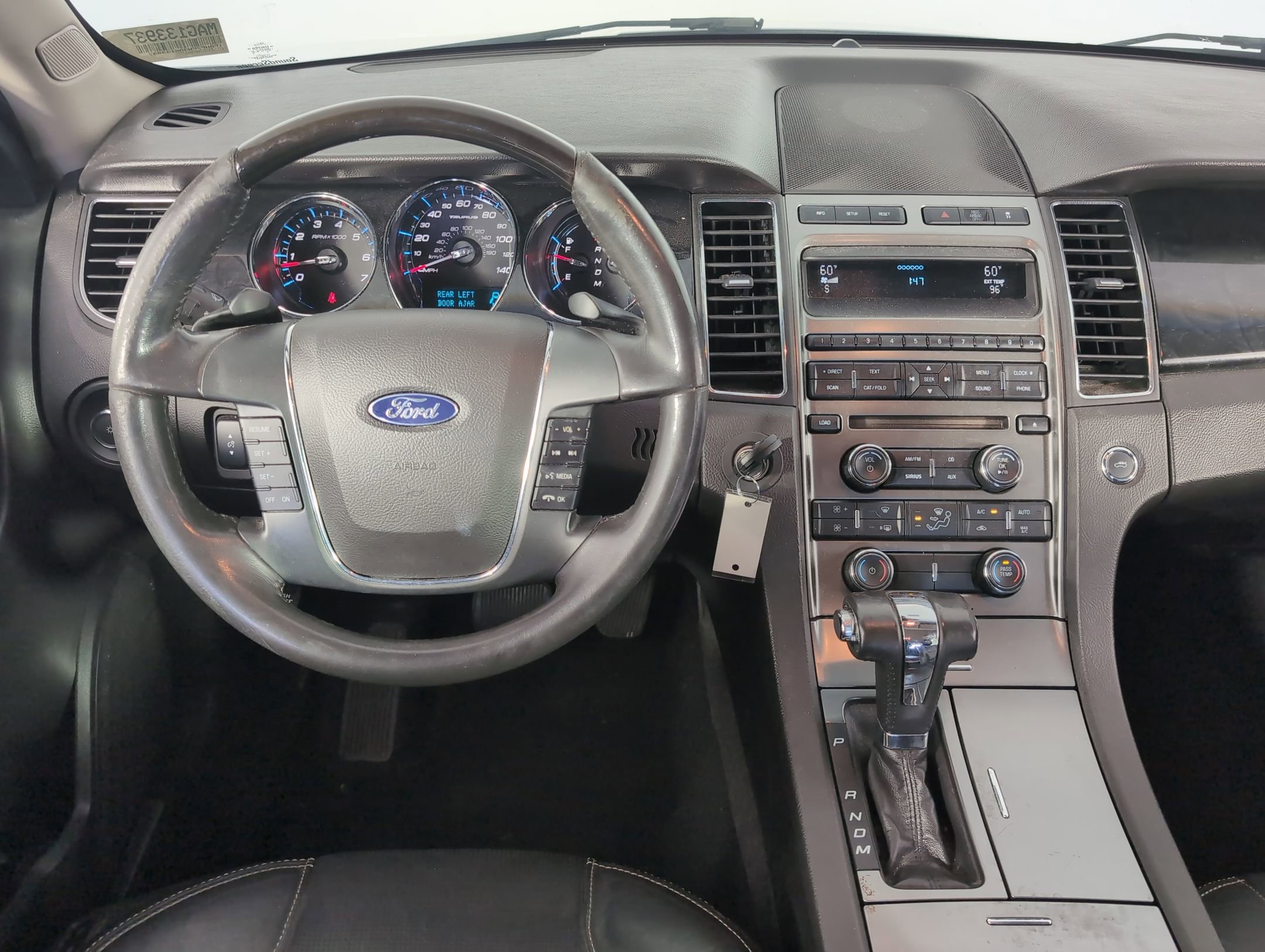 2010 Ford Taurus Limited photo 4