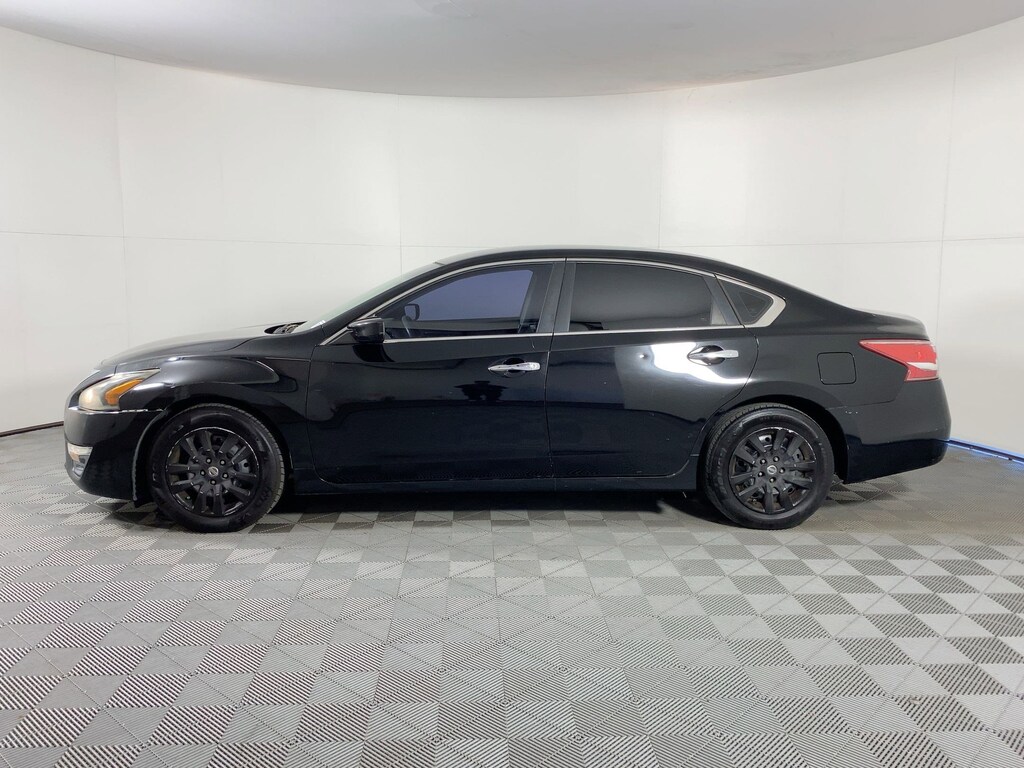 Used 2013 Nissan Altima 2.5 S Sedan