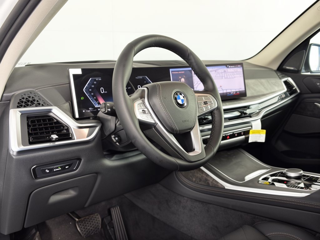 New 2027 BMW X7 xDrive40i SUV