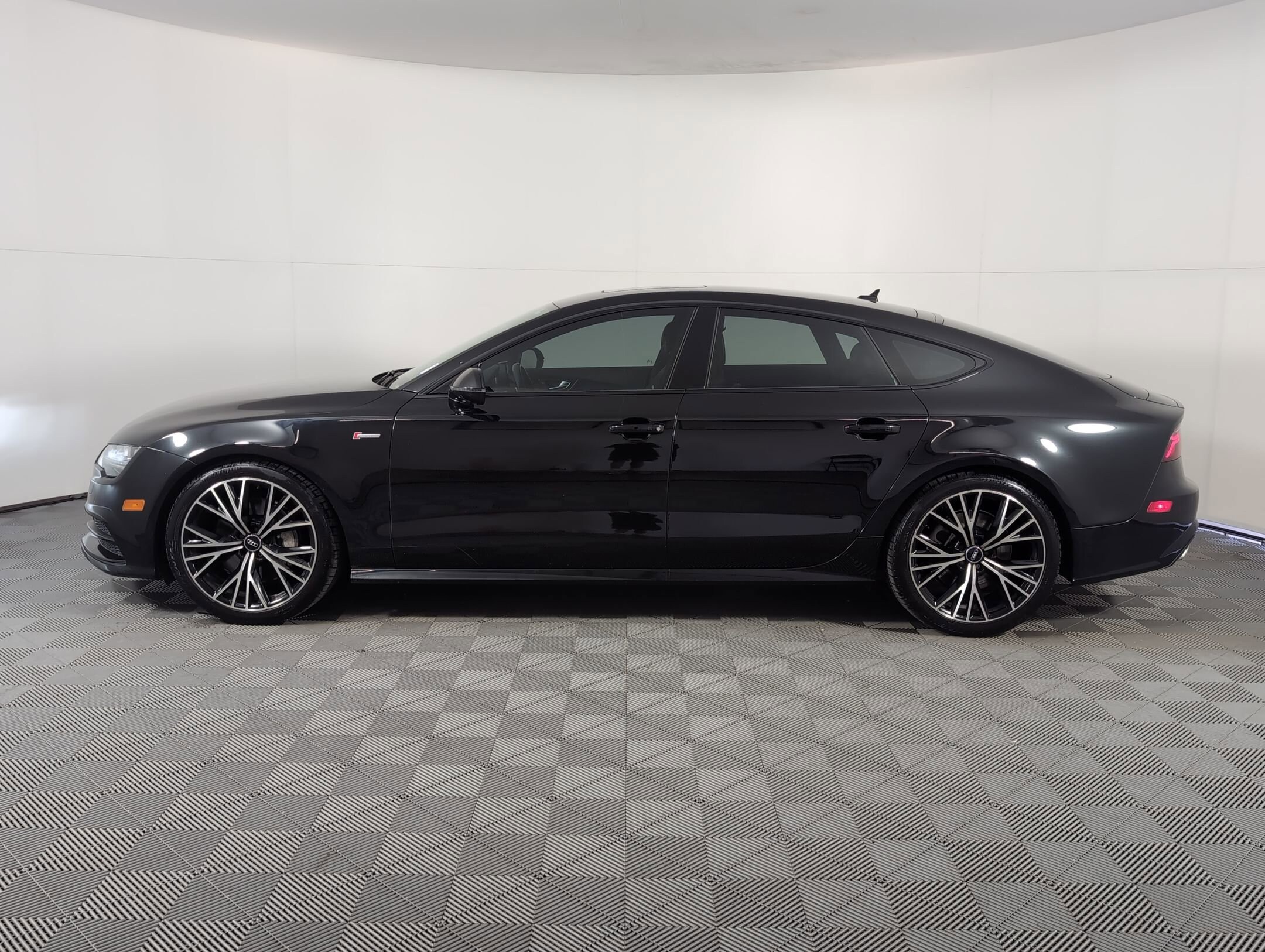 2016 Audi A7 3.0T Premium Plus photo 2