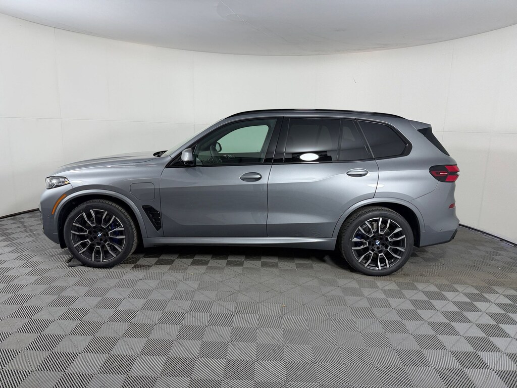 New 2026 BMW X5 PHEV xDrive50e SUV