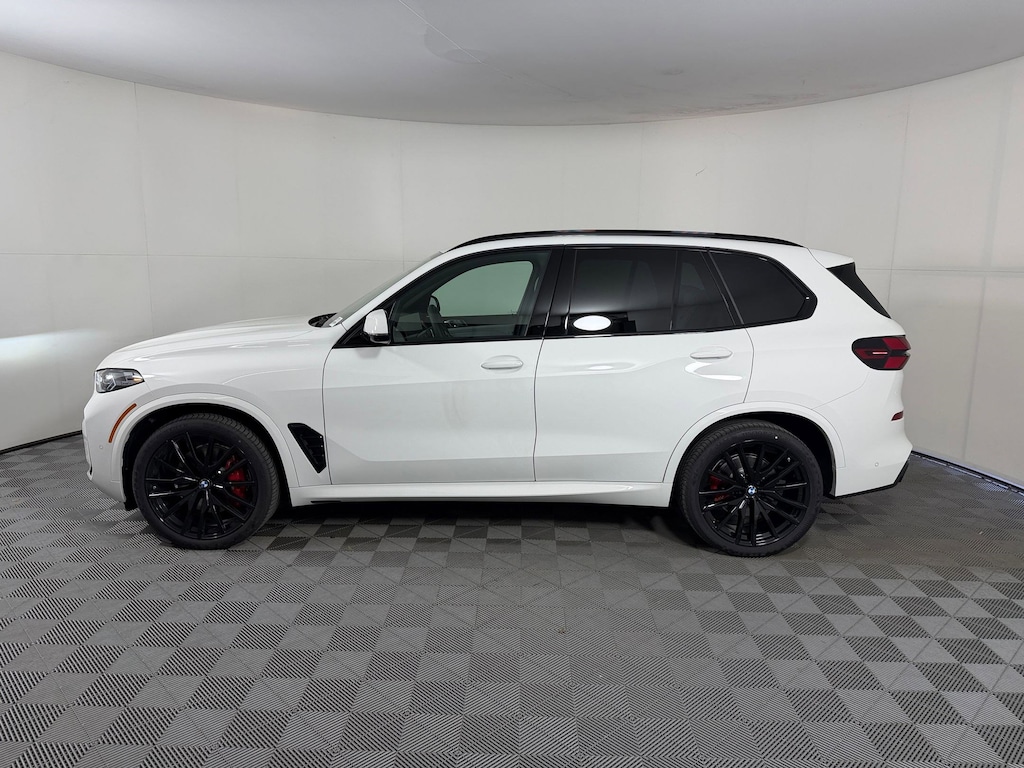 New 2026 BMW X5 sDrive40i SUV