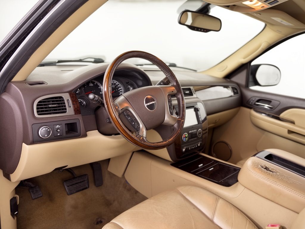 Used 2009 GMC Yukon Denali SUV