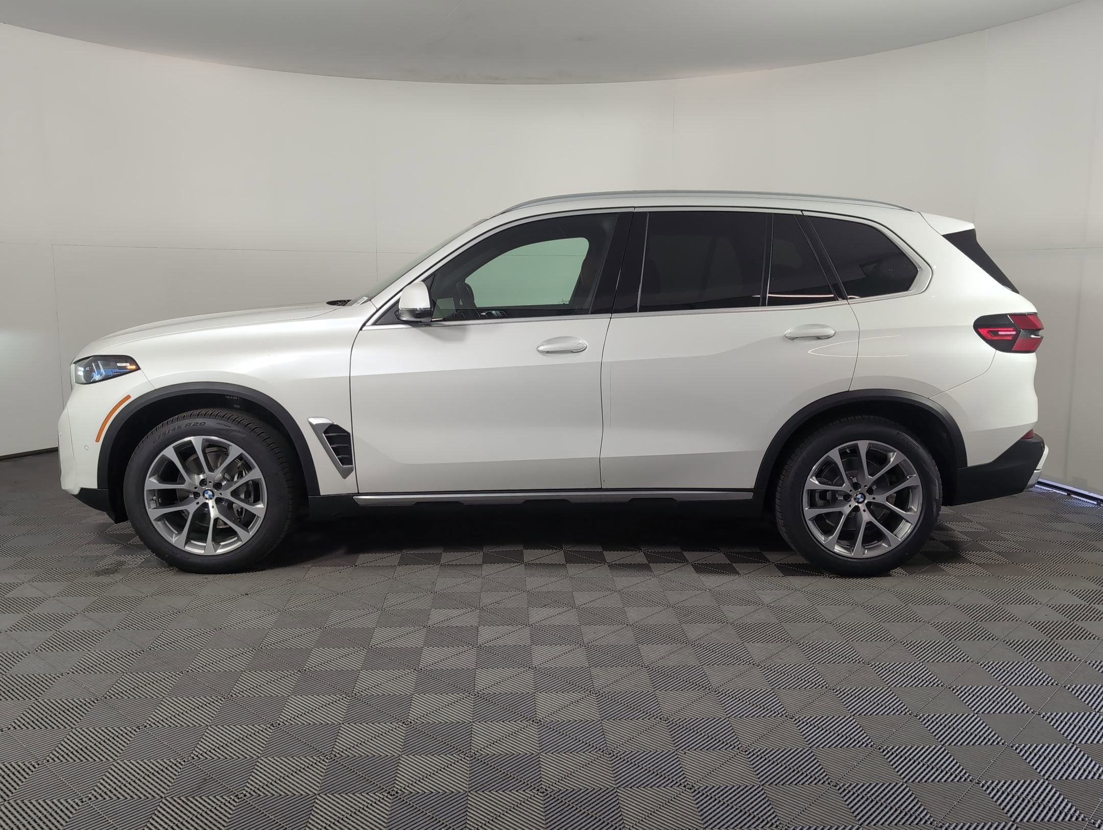 2026 Bmw X5 sDrive40i photo 2