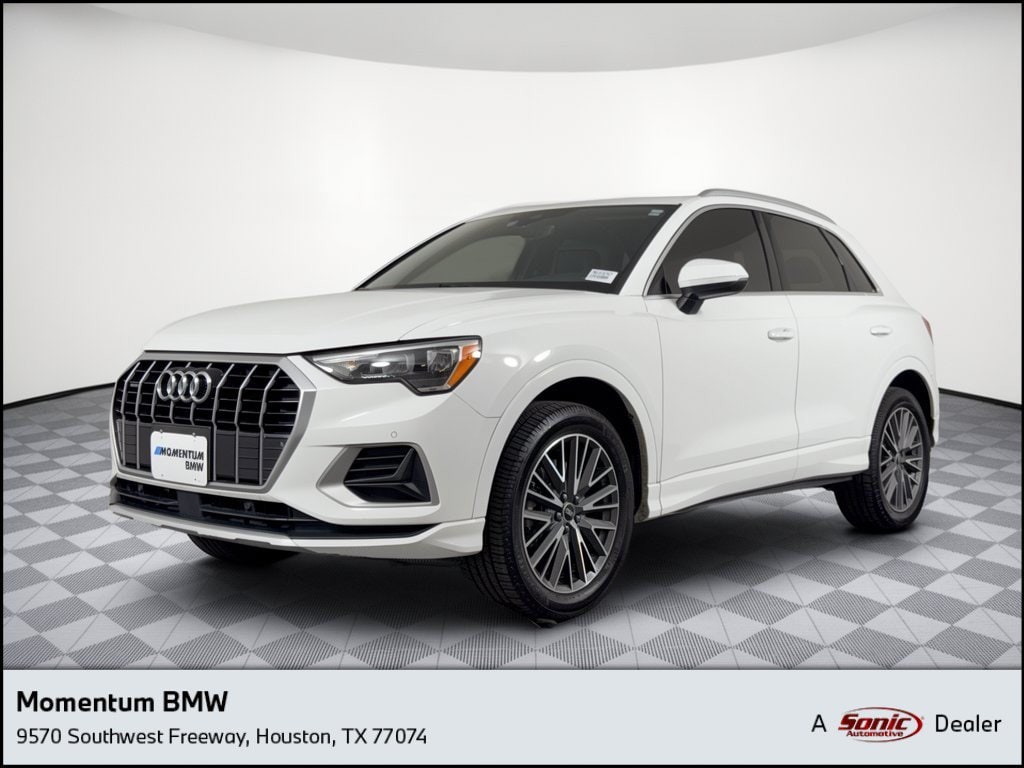 2022 Audi Q3