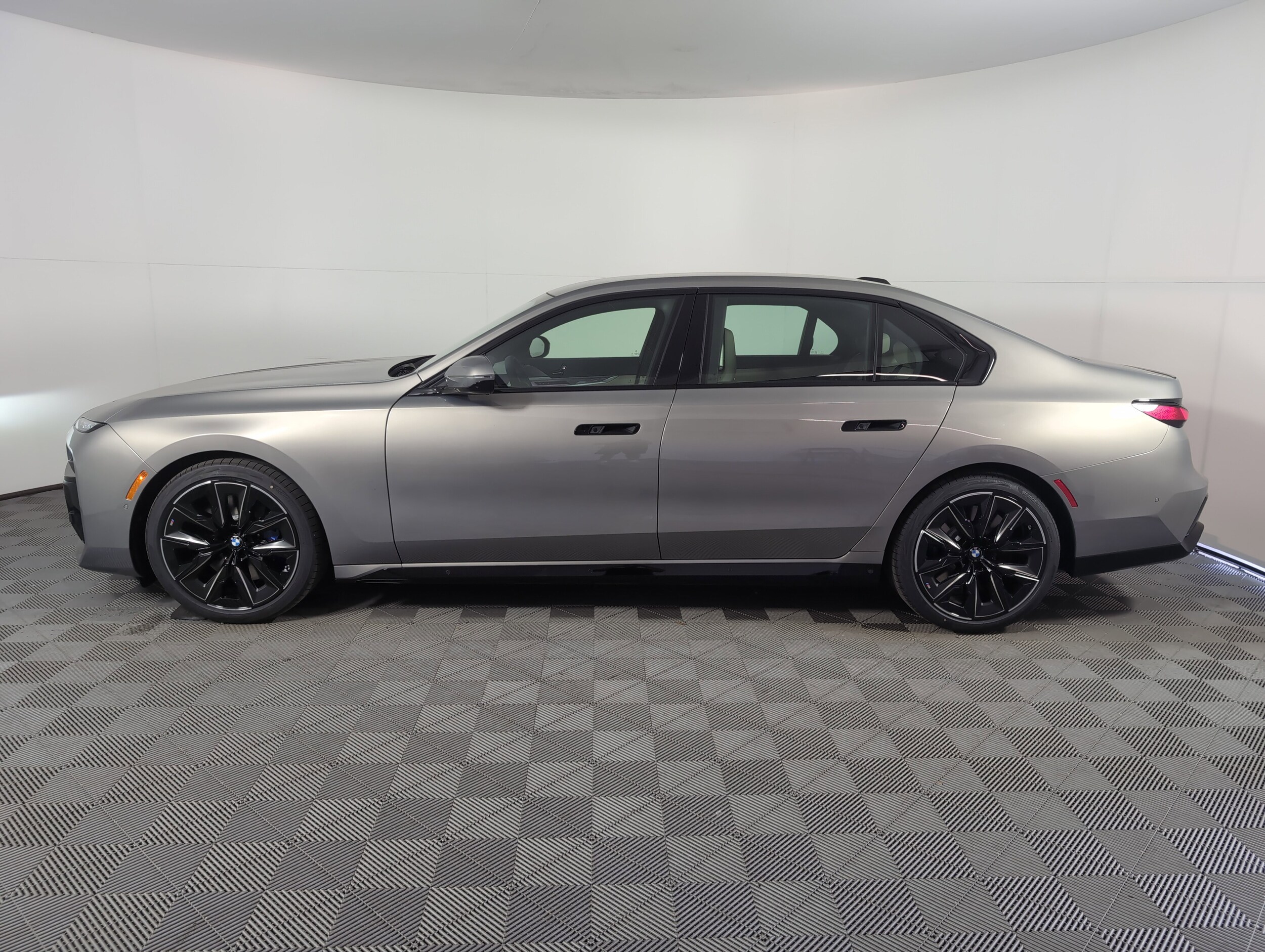 2025 Bmw 760i xDrive photo 4