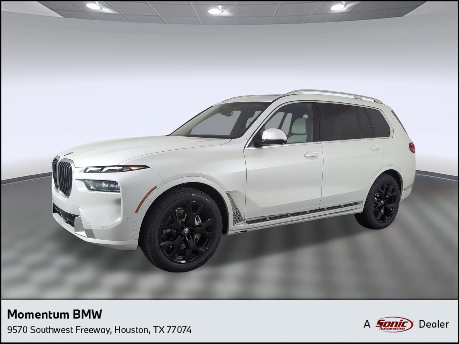2026 BMW X7 40i's photo