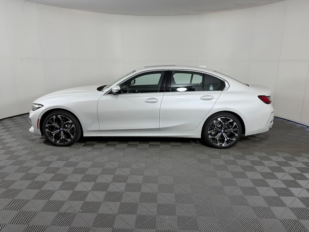 New 2026 BMW 330i xDrive Sedan