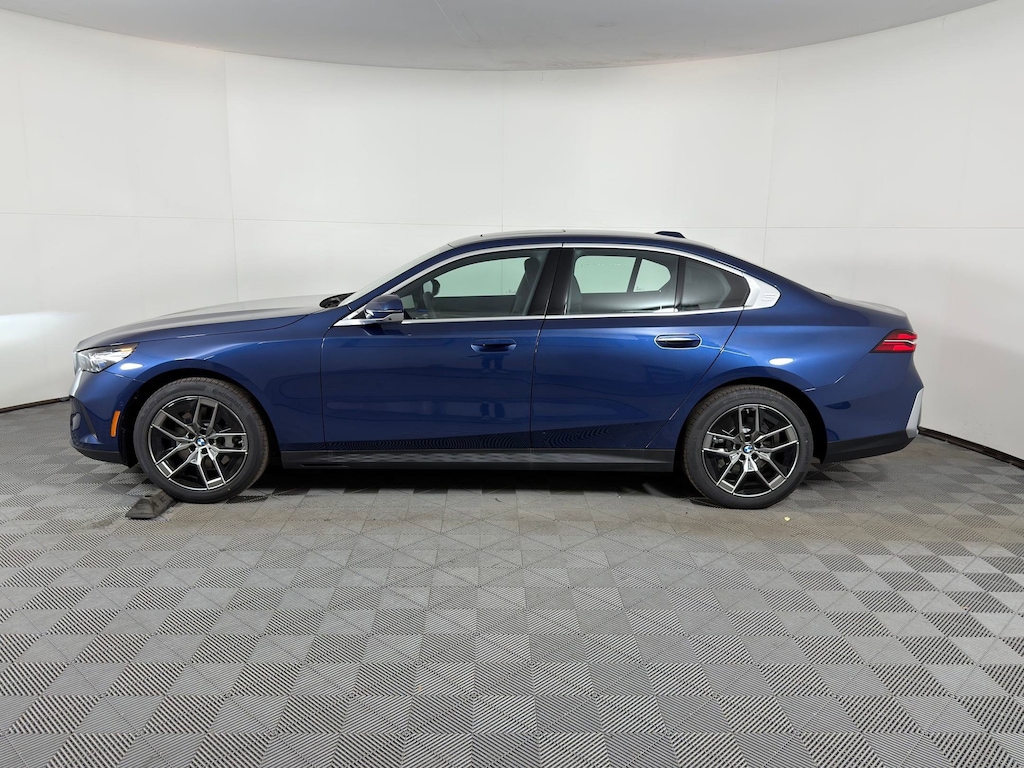 Used 2026 BMW 530i Sedan