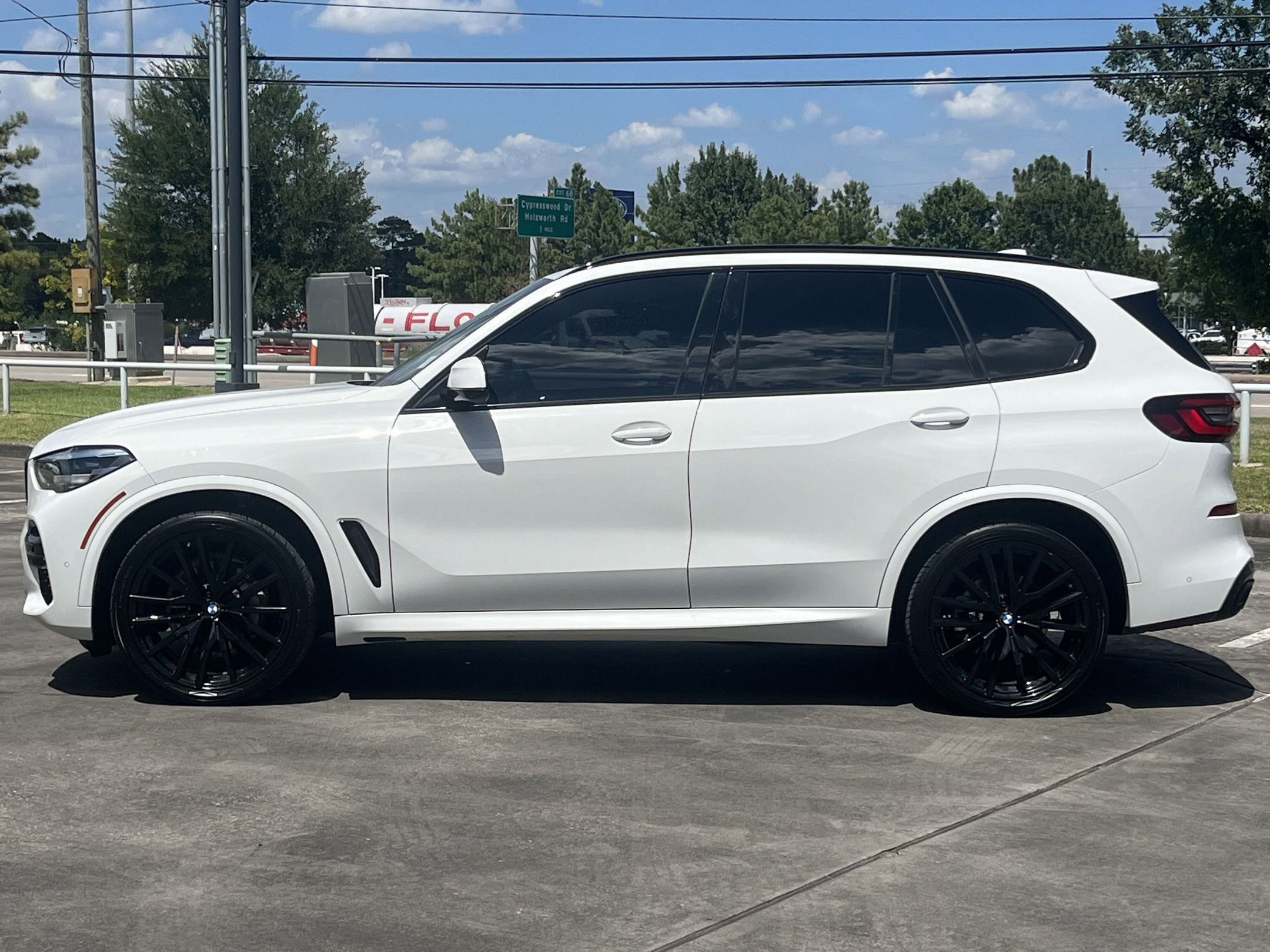 2022 Bmw X5 xDrive40i photo 2
