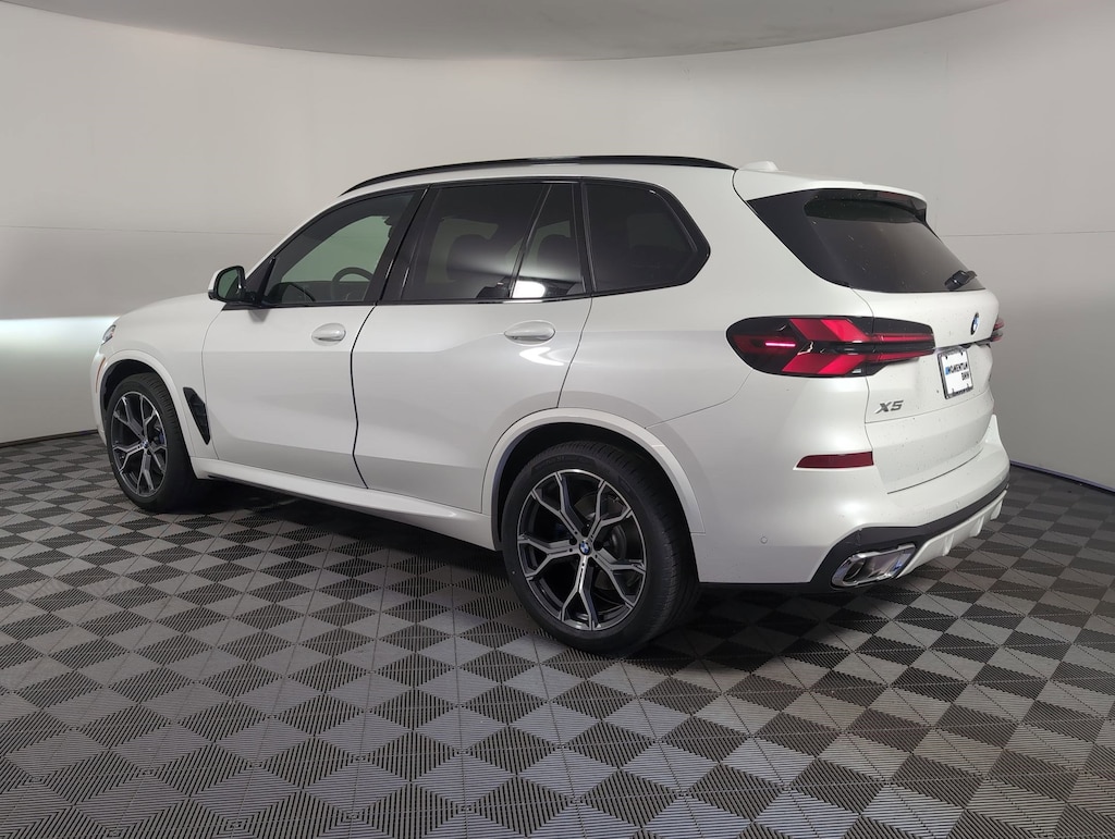 New 2026 BMW X5 xDrive40i SUV