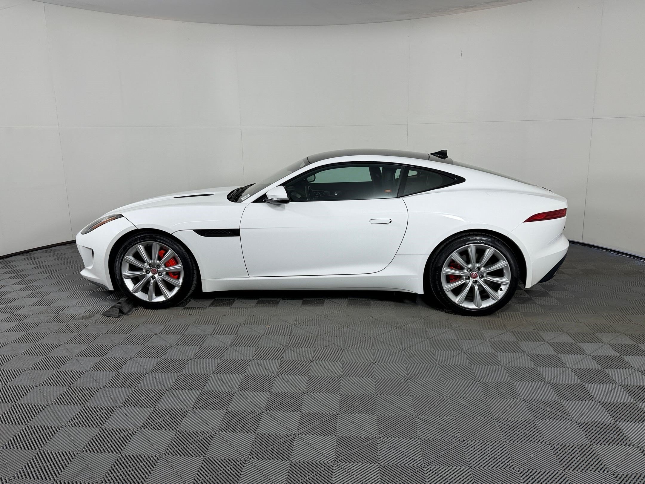 F-TYPE Premium Coupe