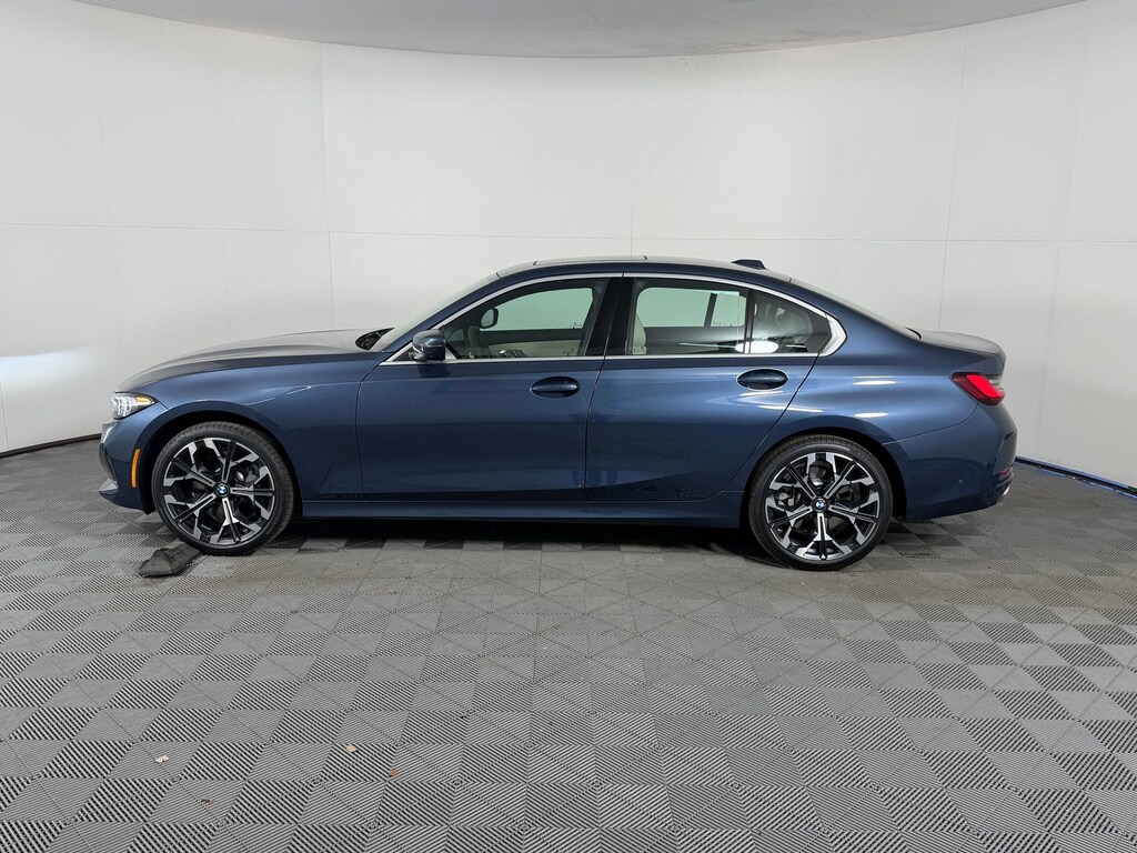 New 2026 BMW 330i Sedan