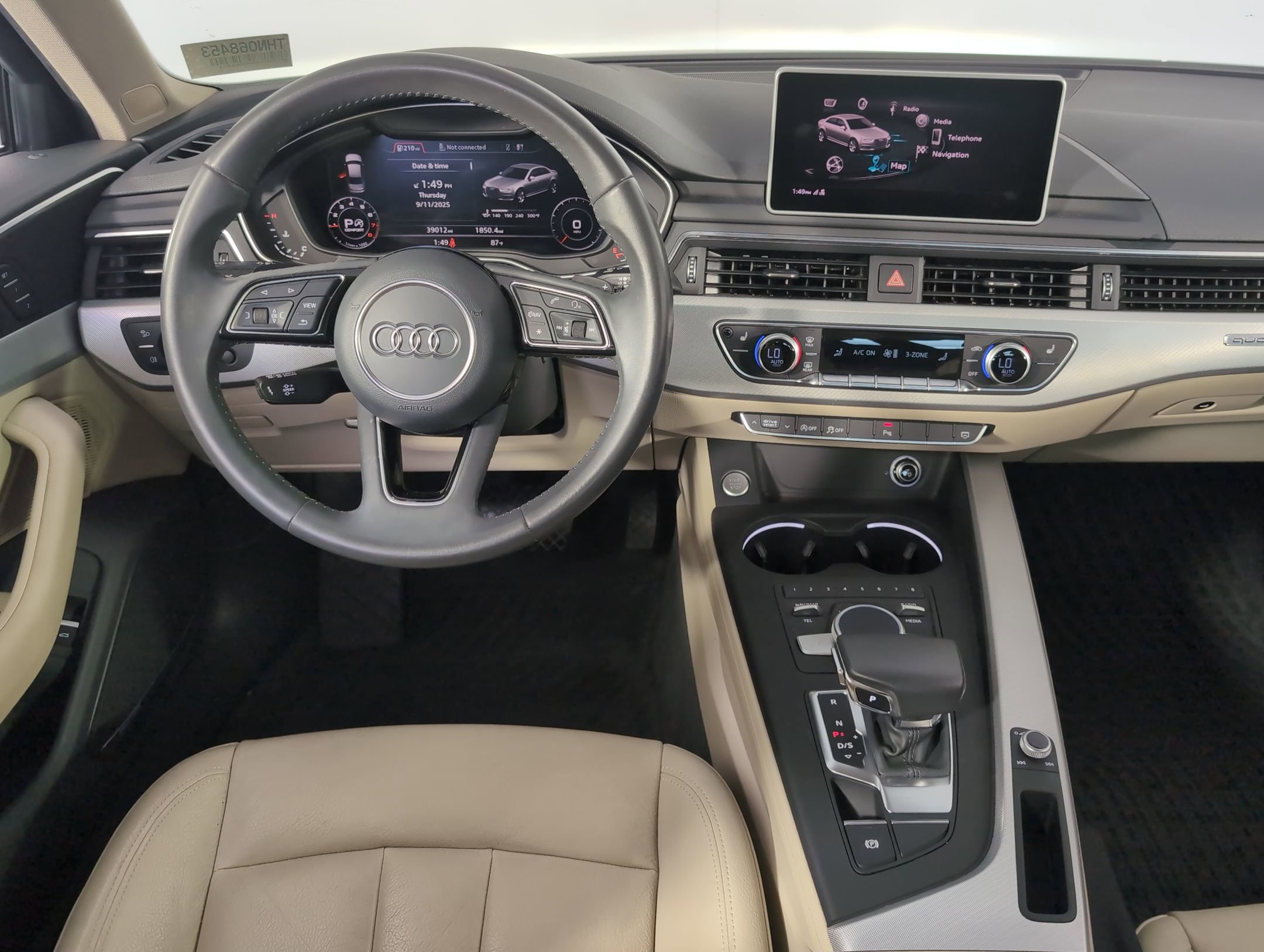 2017 Audi A4 Quattro Premium Plus photo 4