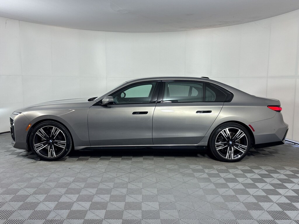 Certified 2023 BMW 740i Sedan