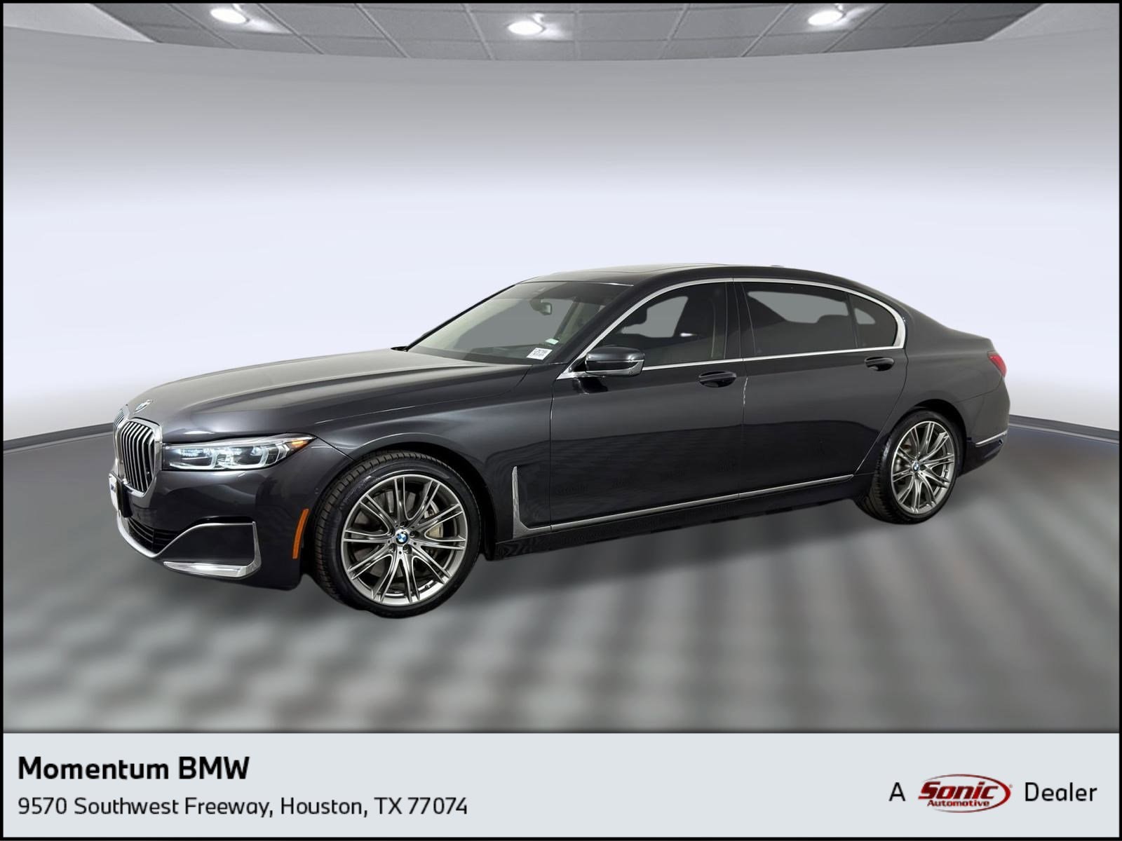 2020 BMW 7 Series 750's photo