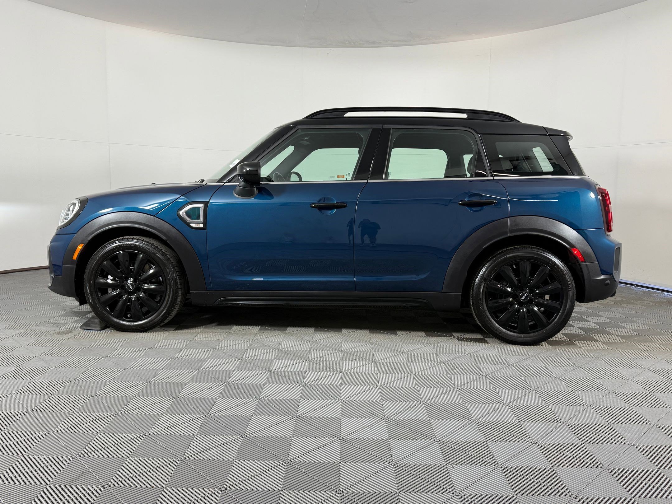 2022 Mini Countryman S photo 2