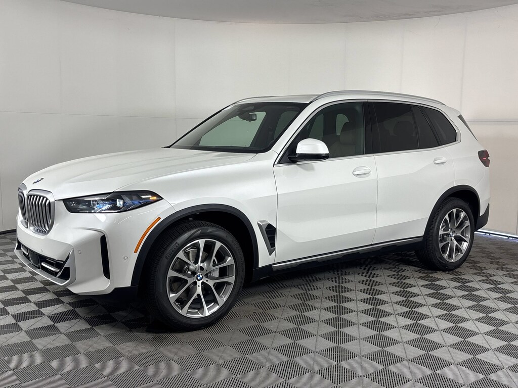 New 2026 BMW X5 sDrive40i SUV