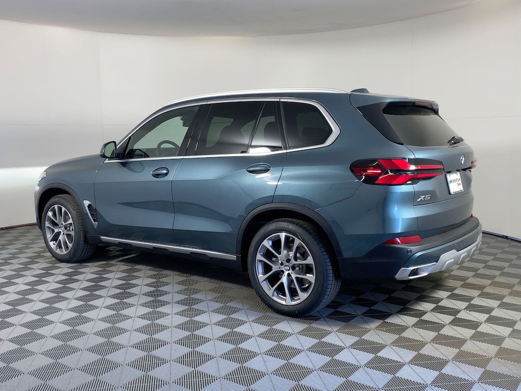 New 2026 BMW X5 xDrive40i SUV