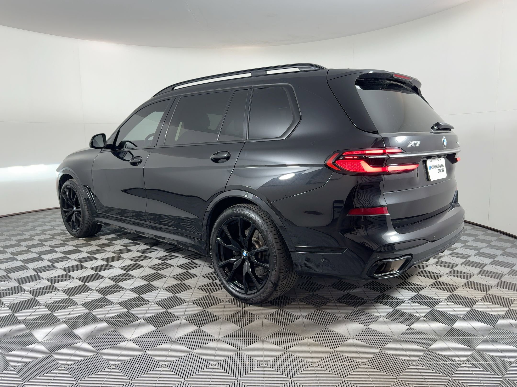 2023 Bmw X7 xDrive40i photo 2