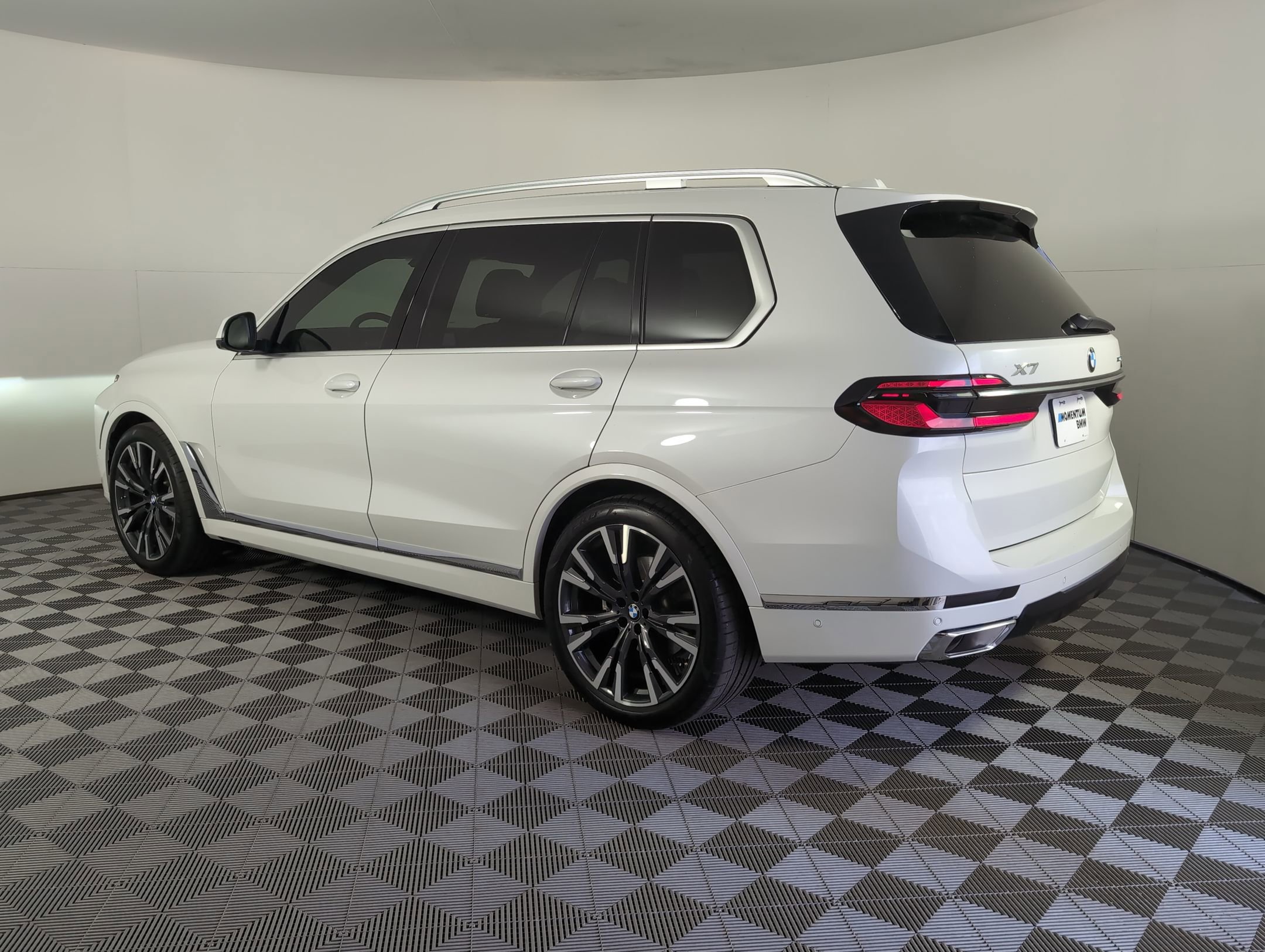 2025 Bmw X7 xDrive40i photo 2