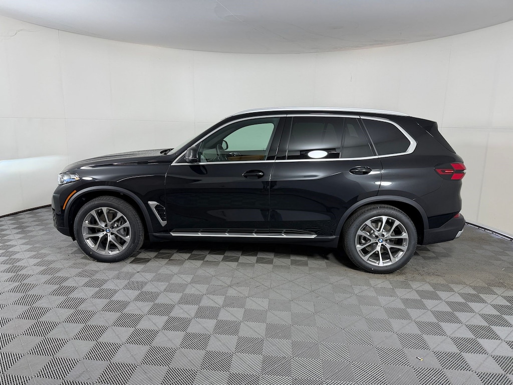 New 2026 BMW X5 xDrive40i SUV