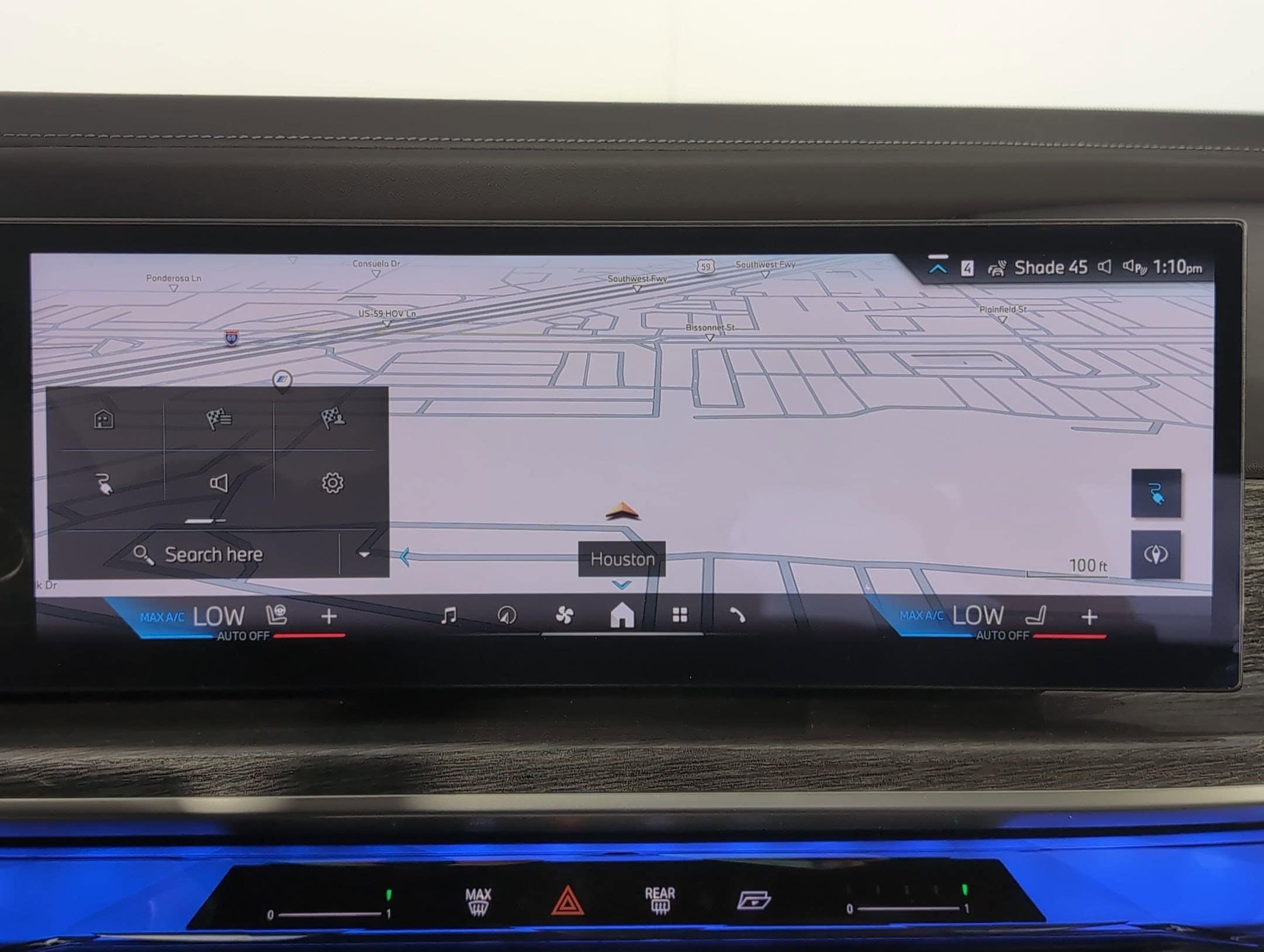 2025 BMW i7 50 - Photo 25