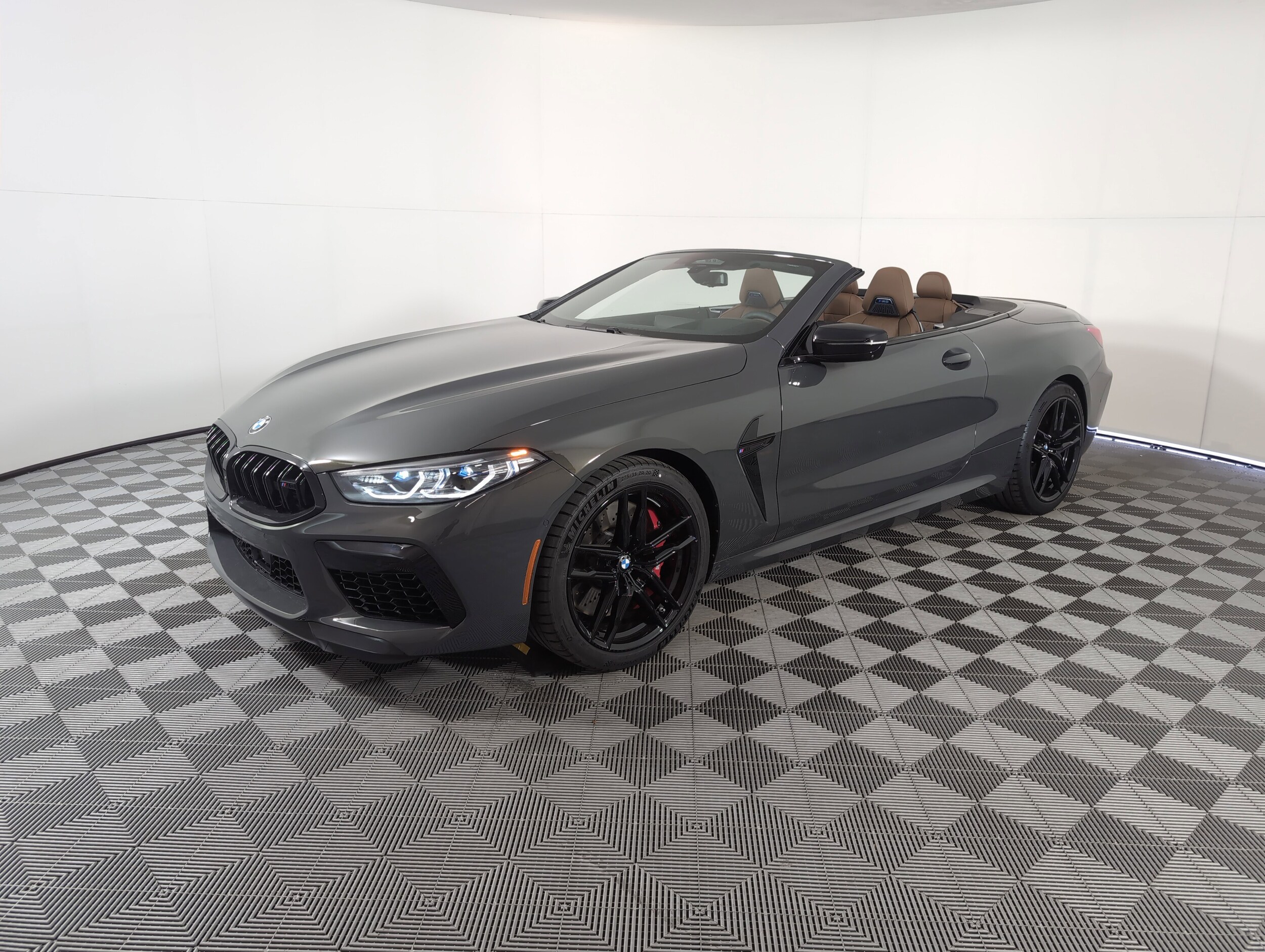 2025 Bmw M8 Competition Convertible photo 4