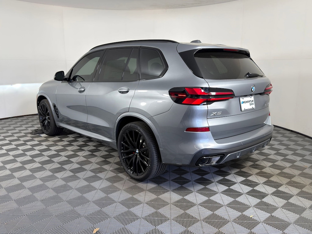 New 2026 BMW X5 sDrive40i SUV