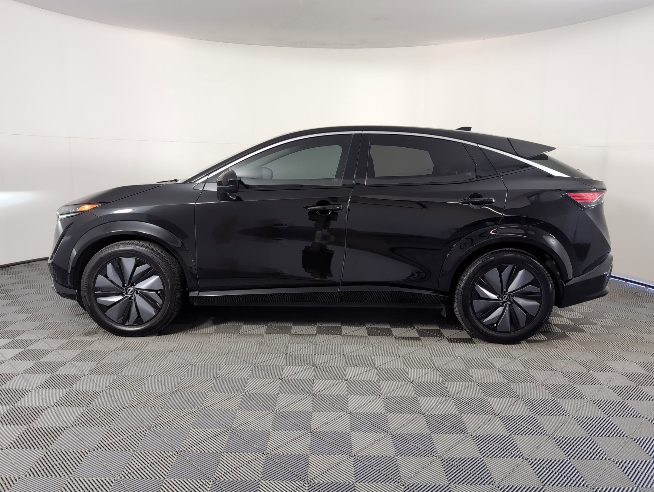 Used 2023 Nissan Ariya Evolve+ with VIN JN1BF0BA8PM411827 for sale in Houston, TX