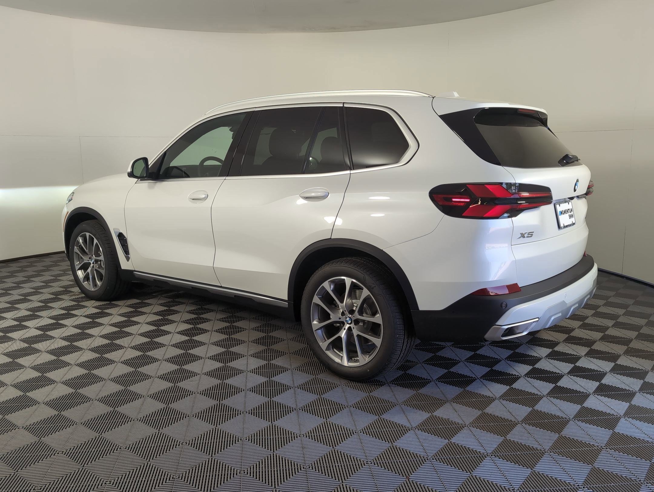 2026 Bmw X5 sDrive40i photo 3