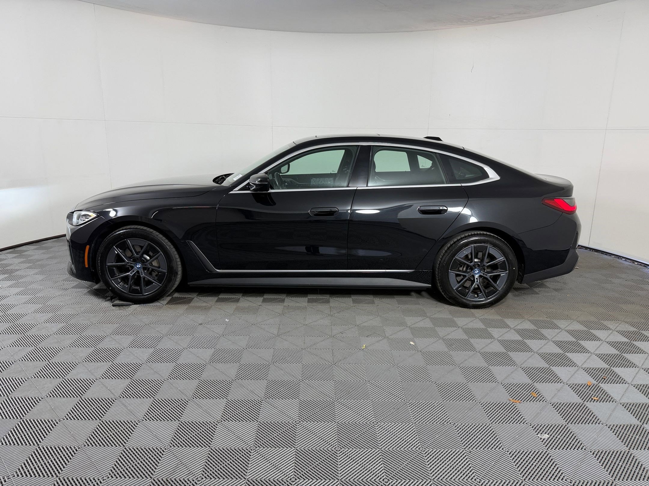 Used 2024 BMW i4 35 with VIN WBY43AW05RFR55911 for sale in Houston, TX