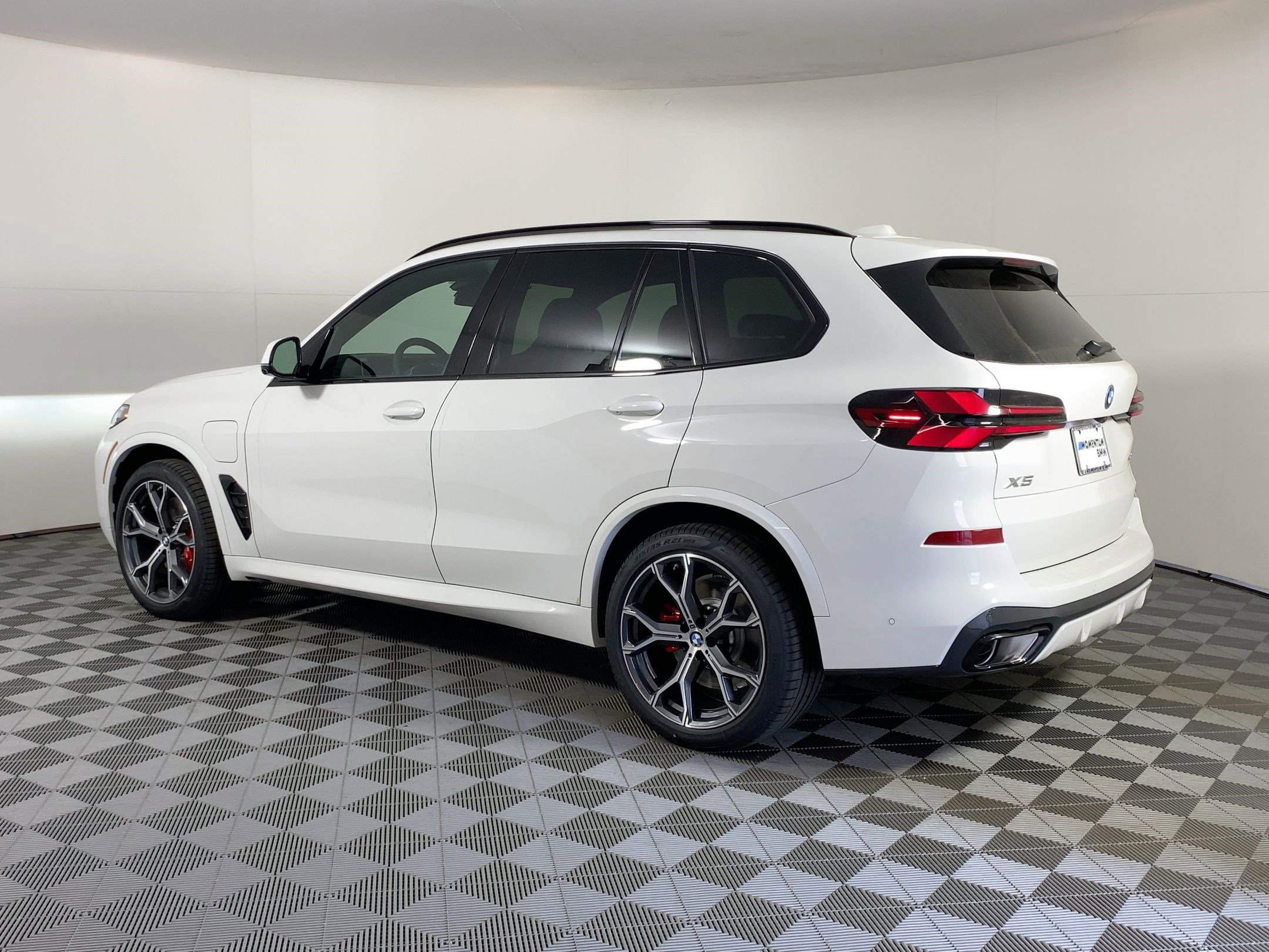 2026 Bmw X5 xDrive50e photo 3