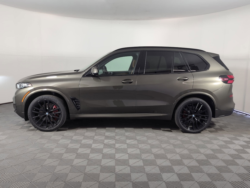 New 2026 BMW X5 sDrive40i SUV