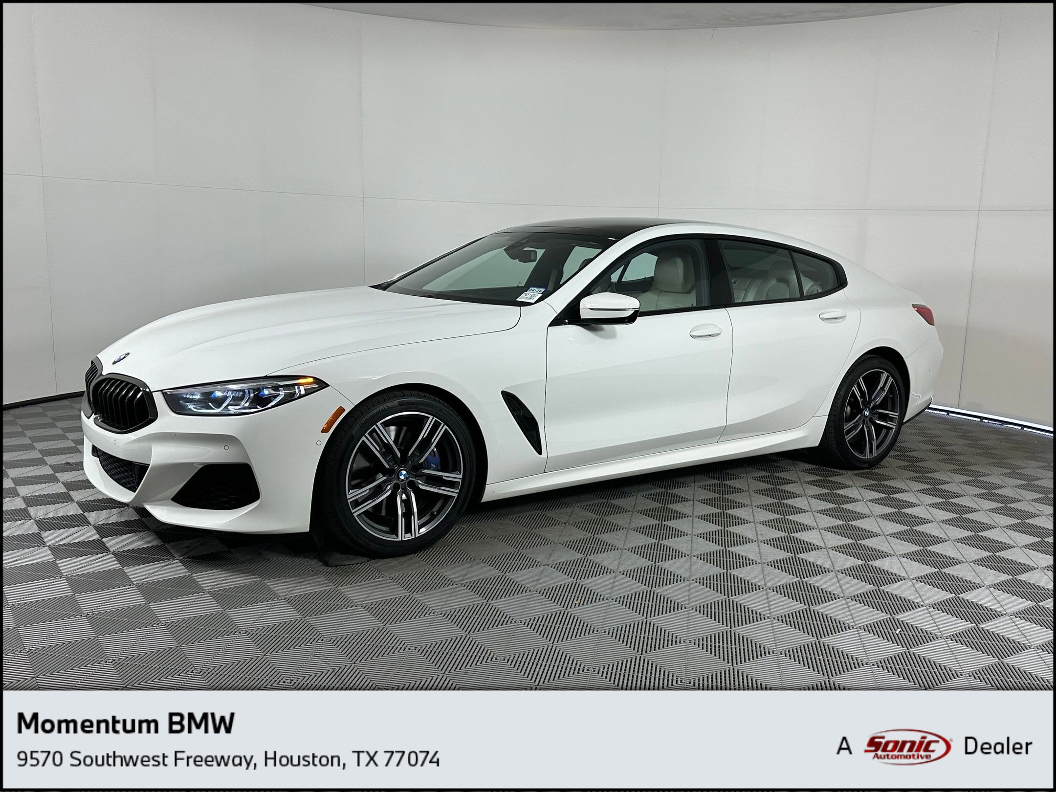 2021 BMW 8 Series 840i's photo