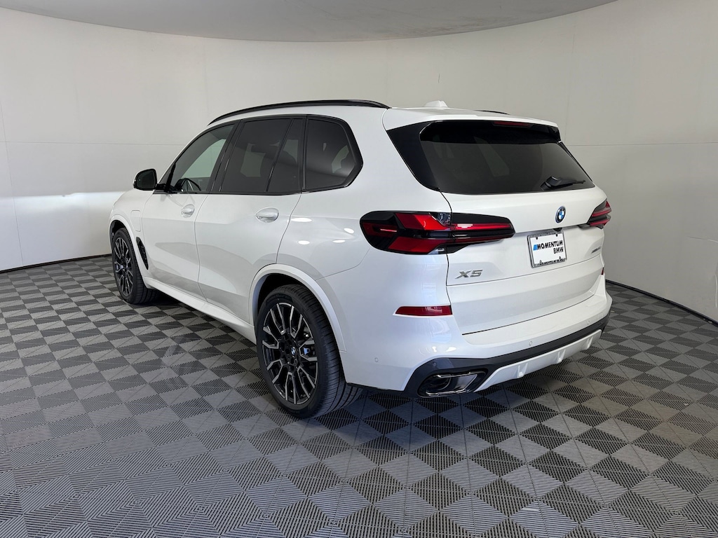 New 2026 BMW X5 PHEV xDrive50e SUV