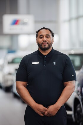 Staff member Claude Bowie from ID_e6aaefe7f04b