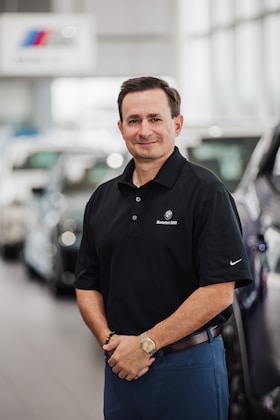 Staff member Edward Orlando from ID_e6aaefe7f04b